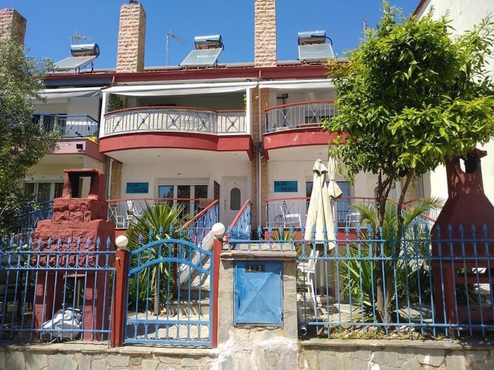 Blue Moon Apartments Nea Michaniona Exterior photo