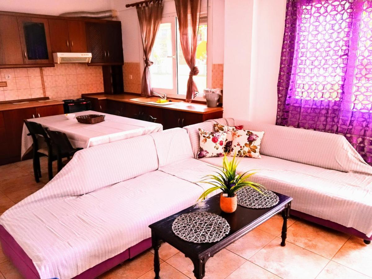 Blue Moon Apartments Nea Michaniona Exterior photo