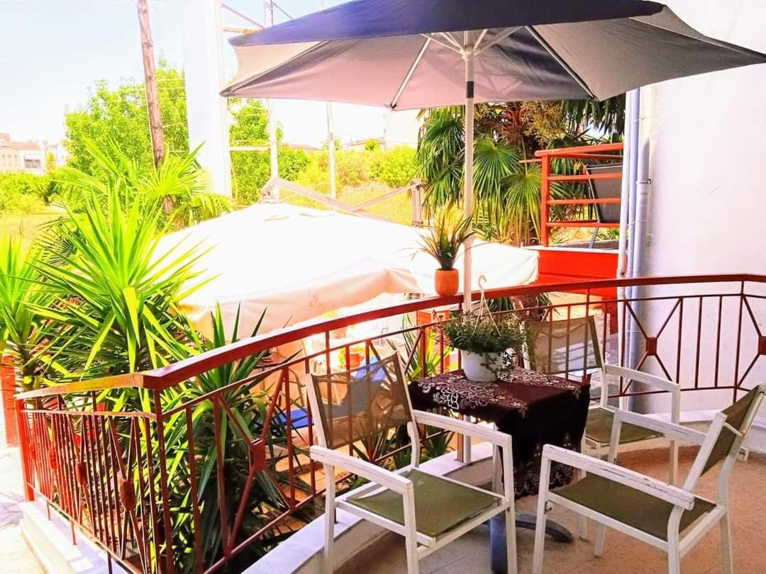 Blue Moon Apartments Nea Michaniona Room photo