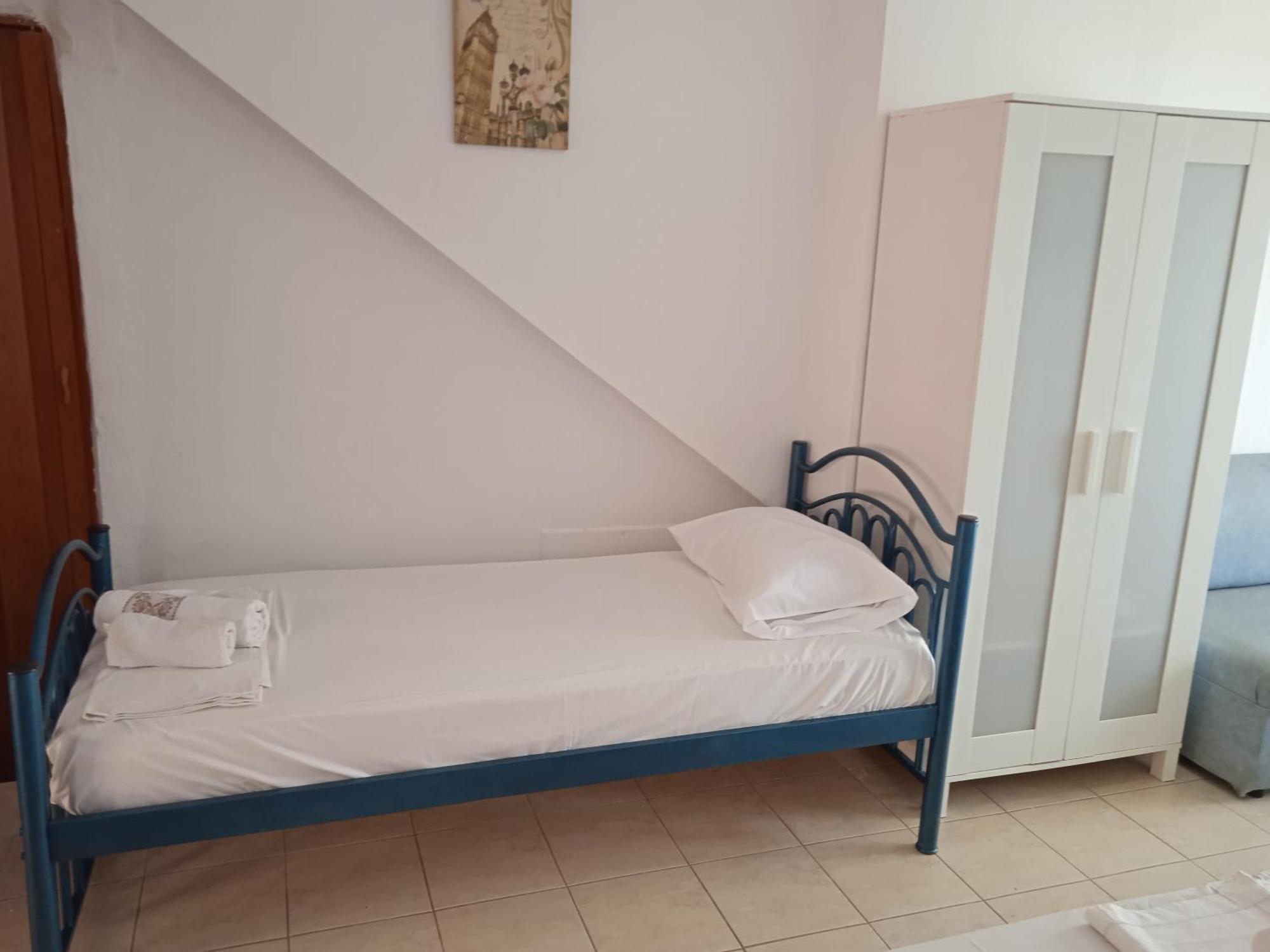 Blue Moon Apartments Nea Michaniona Room photo
