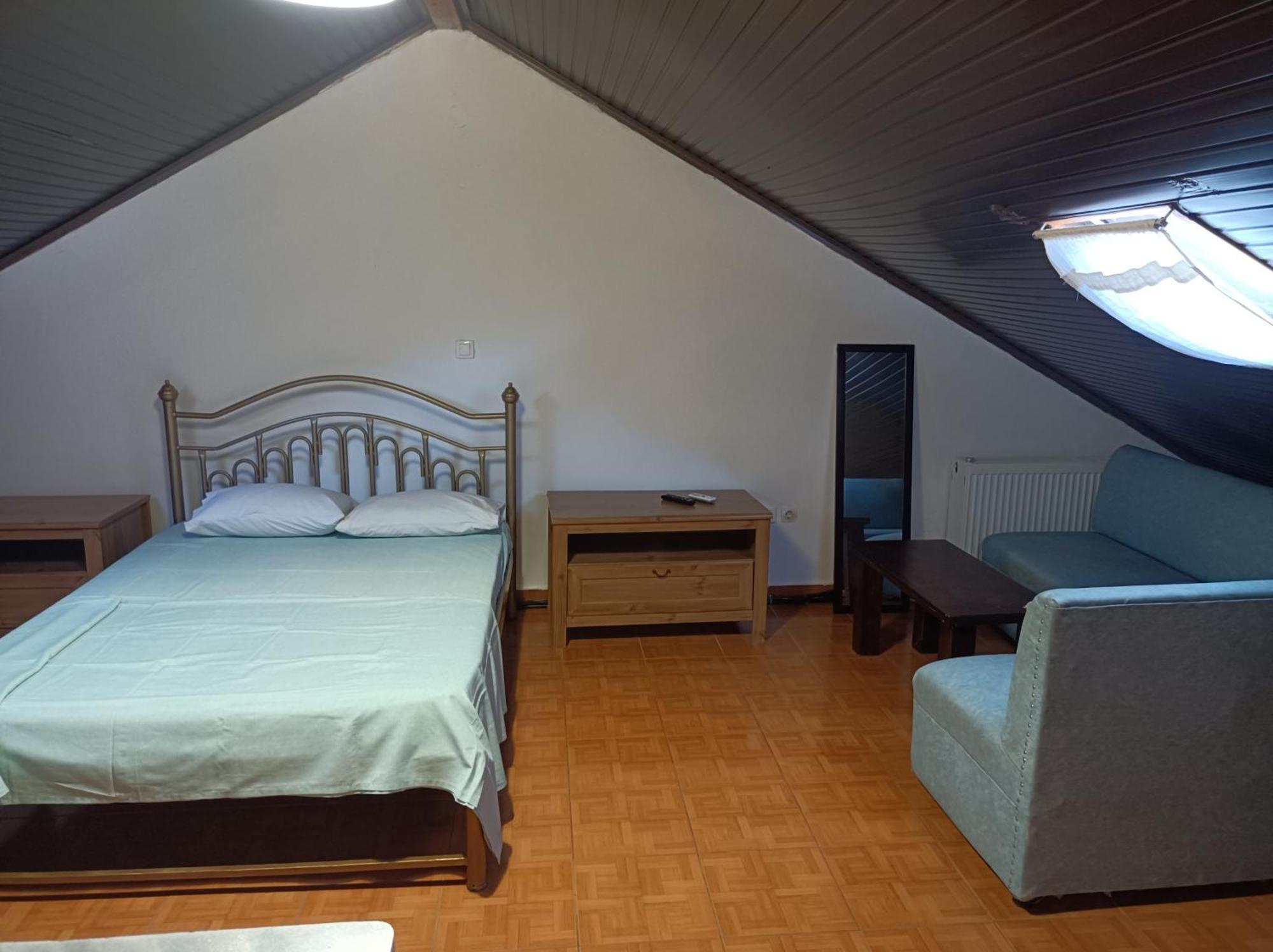 Blue Moon Apartments Nea Michaniona Room photo